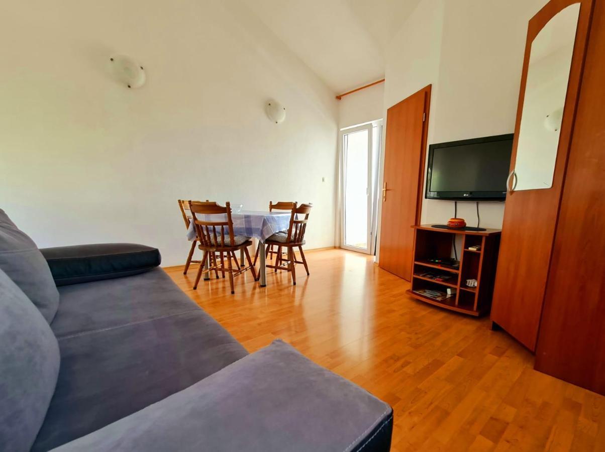 Apartments Silvana Trogir Exteriör bild