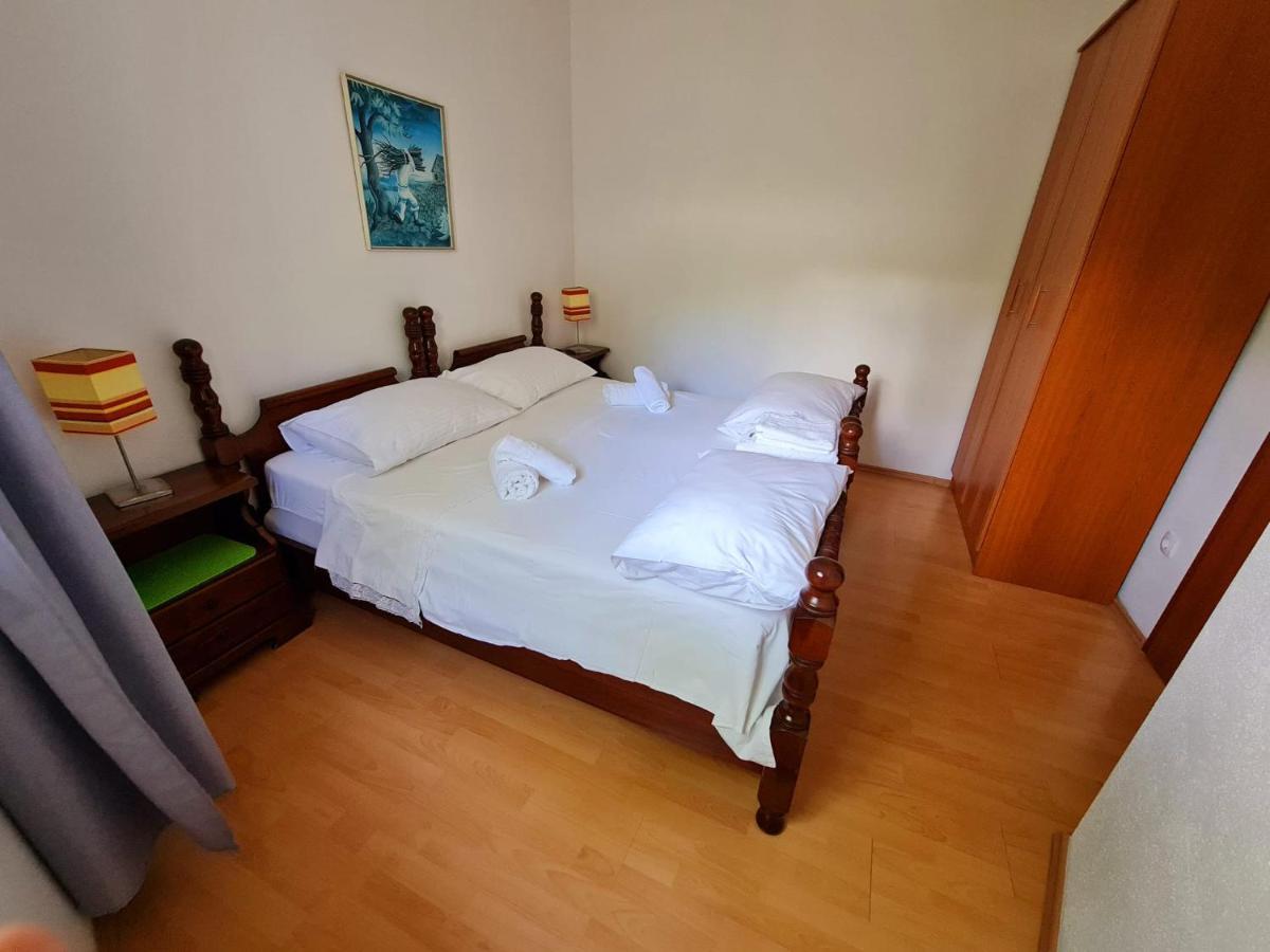 Apartments Silvana Trogir Exteriör bild